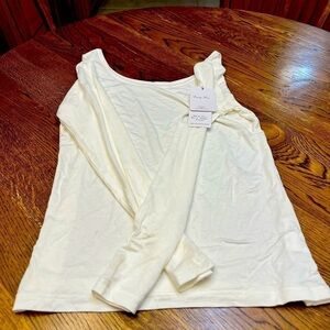 Liang Rou Basics Size Small Top Brand New Warm Cozy Underwear Lightweight Comfy